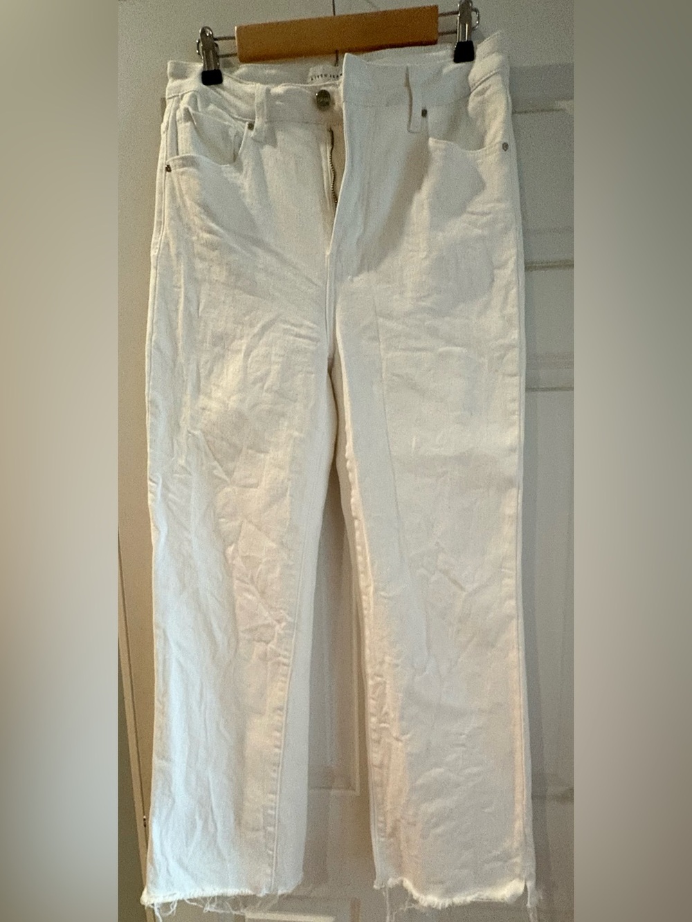 Risen High Rise Straight-Leg Jeans